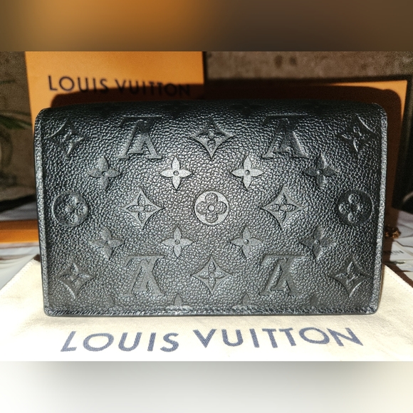 LOUIS VUITTON - VAVIN CHAIN WALLET - Picture 6 of 16